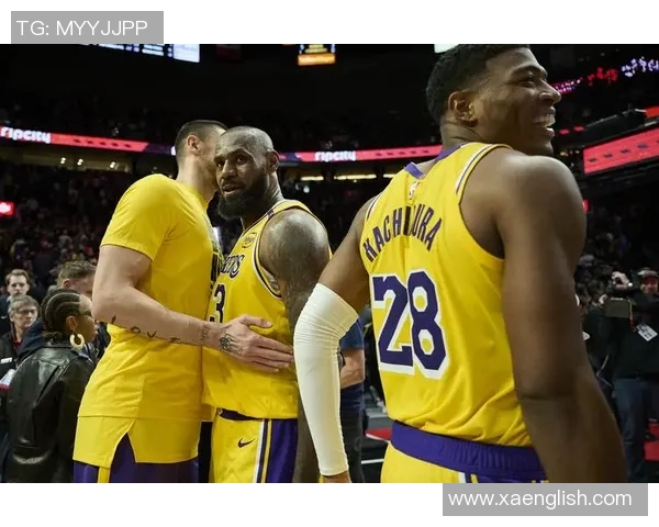 湖人对阵国王在线直播全程回顾与精彩瞬间分析